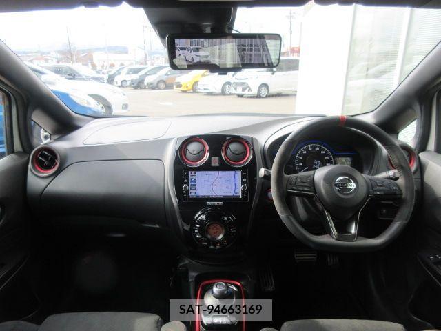 Nissan NOTE 2018-05 279921-6