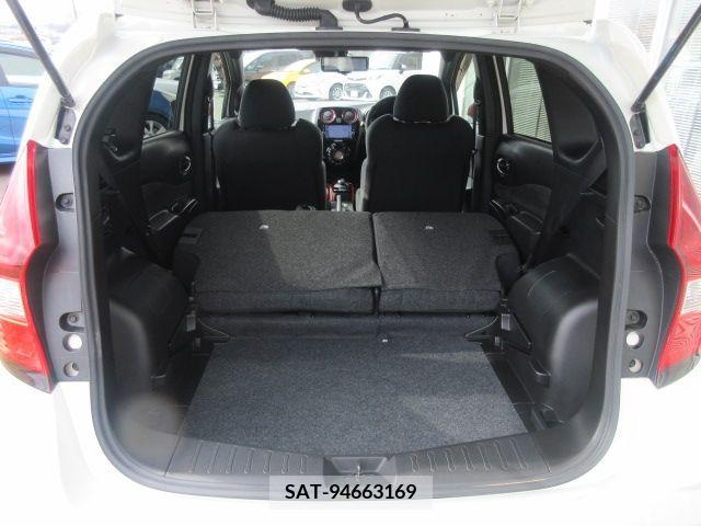 Nissan NOTE 2018-05 279921-9