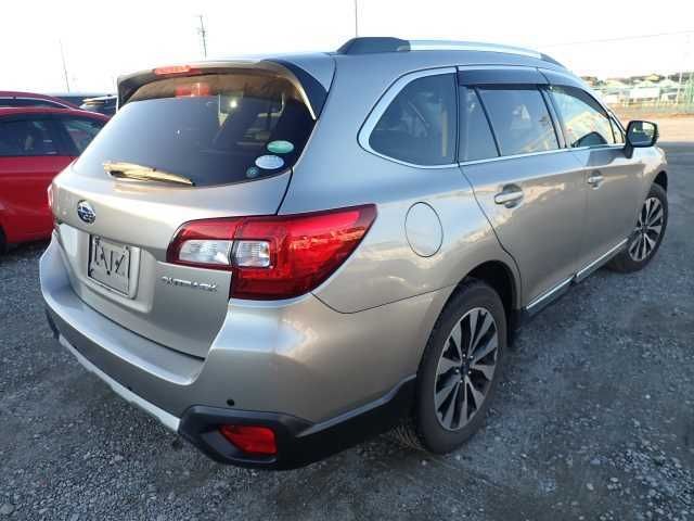 Subaru OUTBACK 2017-01 186416-1