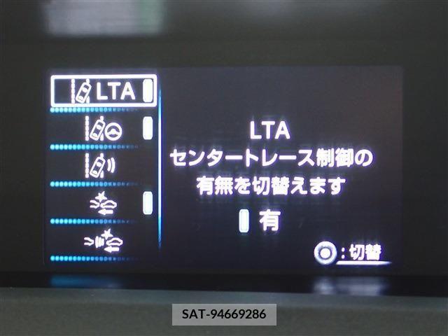 Toyota PRIUS 2022-01 322489-19