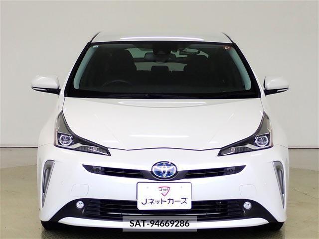 Toyota PRIUS 2022-01 322489-4