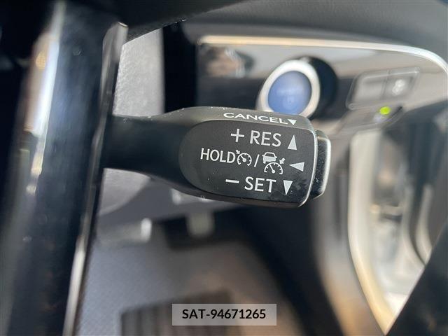 Toyota PRIUS 2020-02 375474-18