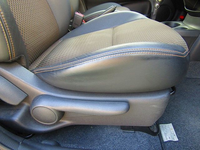 Nissan NOTE 2015-05 8324-11