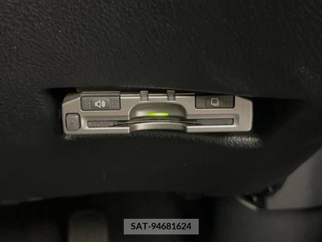 Toyota SIENTA 2018-10 339164-7