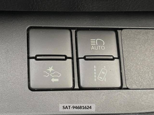 Toyota SIENTA 2018-10 339164-6