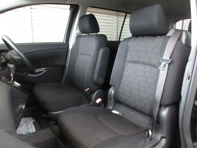 Toyota ISIS 2013-01 25283-14