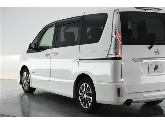 Nissan SERENA 2016-07 16753-5