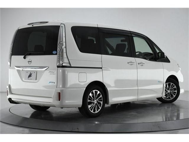 Nissan SERENA 2016-07 16753-2