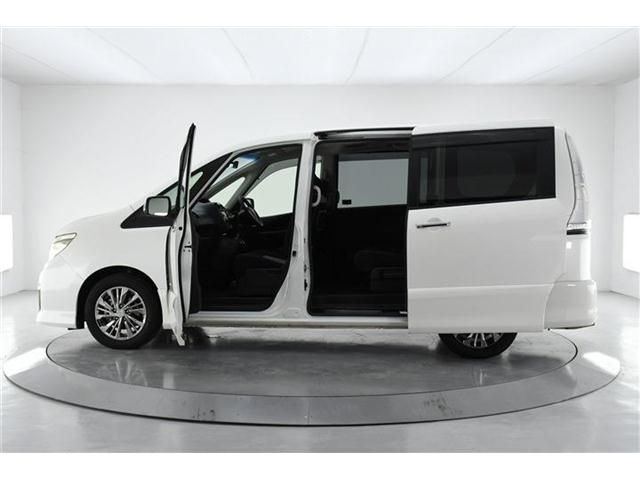 Nissan SERENA 2016-07 16753-4