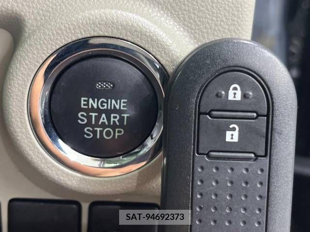 Toyota PASSO 2017-07 328520-5