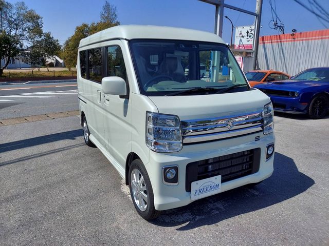 Suzuki EVERY WAGON 2023-01 17718-19