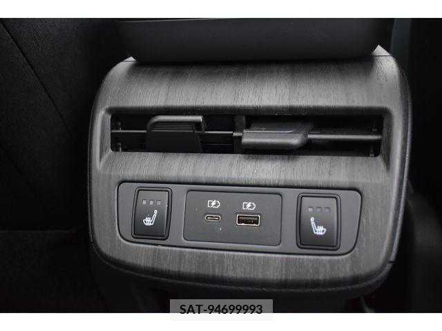 Nissan Ariya 2023-03 371653-11