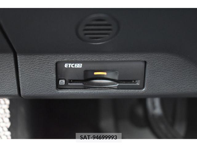 Nissan Ariya 2023-03 371653-6