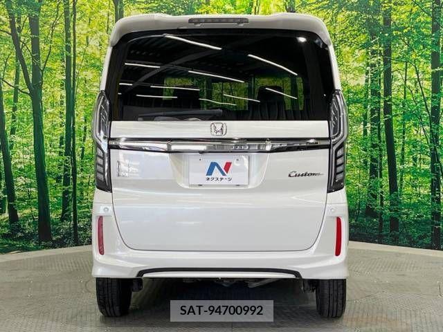 Honda N BOX CUSTOM 2018-01 330754-15