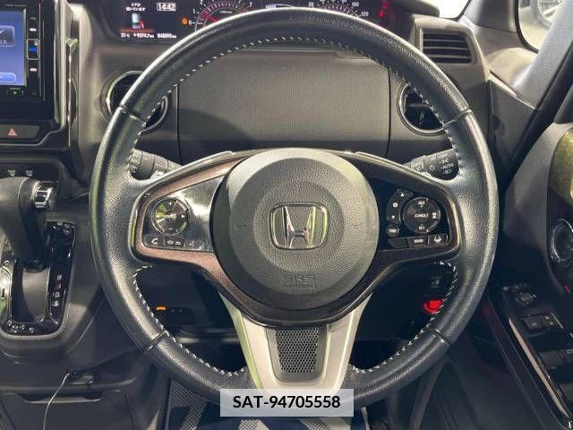 Honda N BOX CUSTOM 2018-03 351844-13