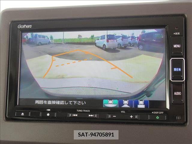 Honda N BOX 2023-09 278473-9