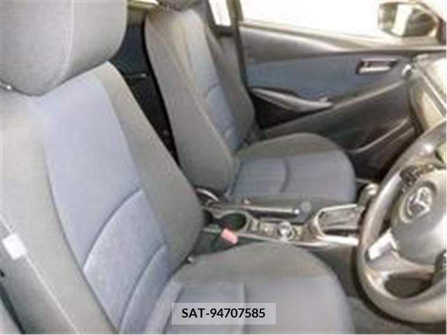 Mazda DEMIO 2016-10 251872-5
