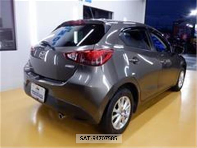 Mazda DEMIO 2016-10 251872-2
