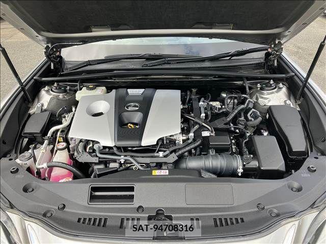 Lexus ES 2018-12 201492-17