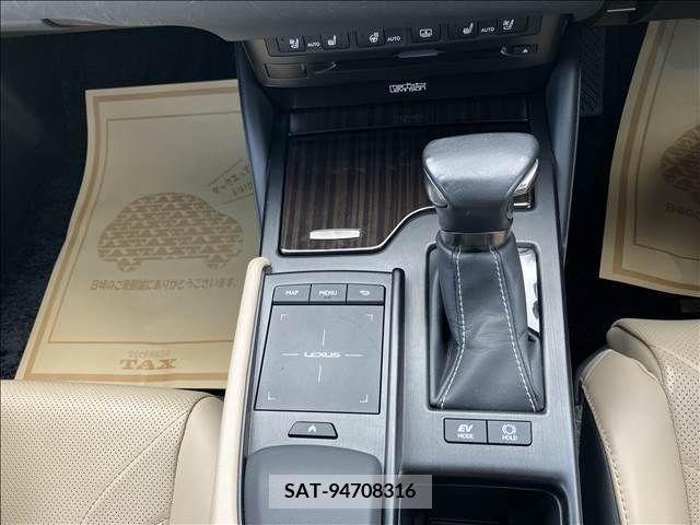 Lexus ES 2018-12 201492-8