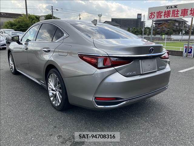 Lexus ES 2018-12 201492-2