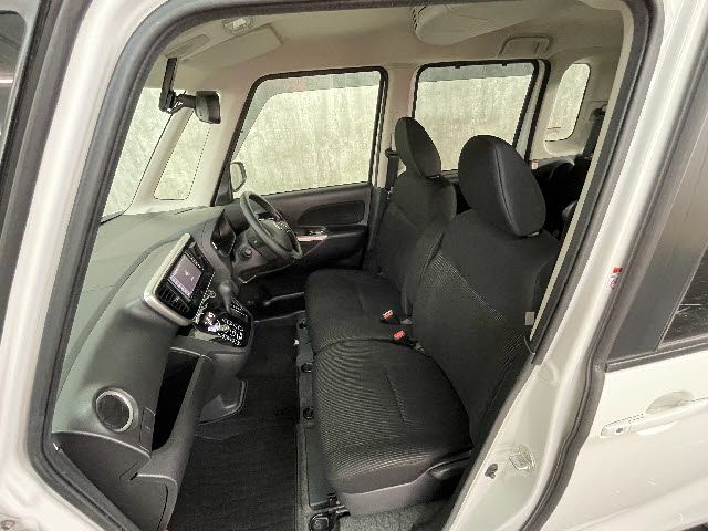 Nissan DAYZ ROOX 2016-01 180789-12