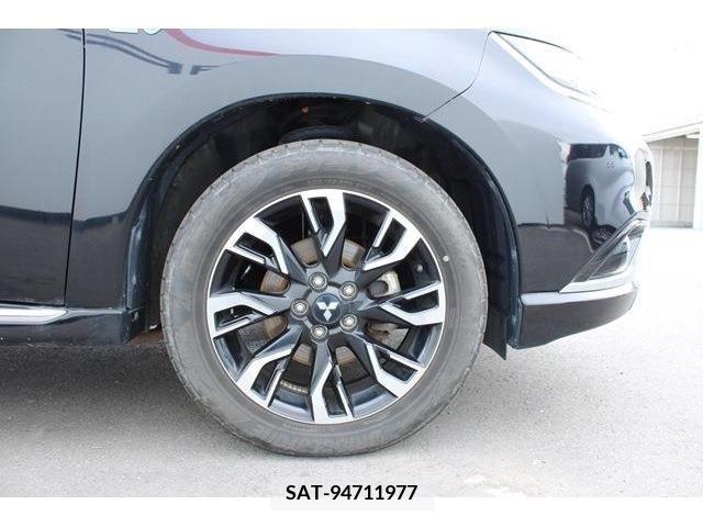Mitsubishi OUTLANDER PHEV 2016-07 303562-10