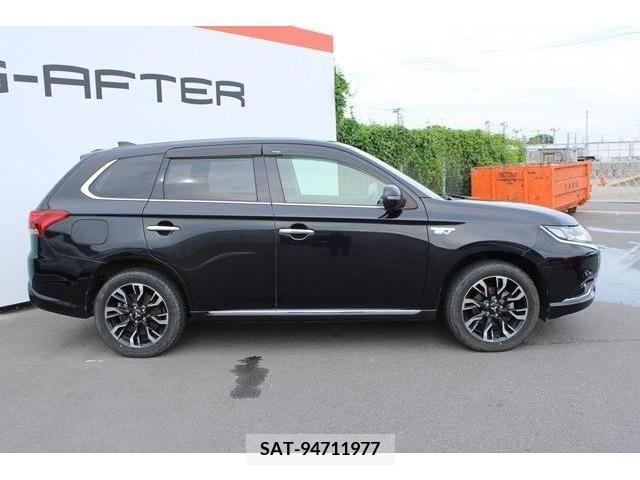 Mitsubishi OUTLANDER PHEV 2016-07 303562-7
