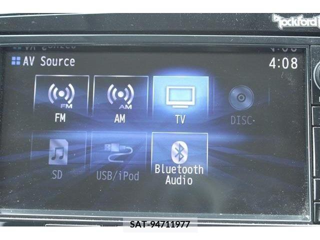 Mitsubishi OUTLANDER PHEV 2016-07 303562-3