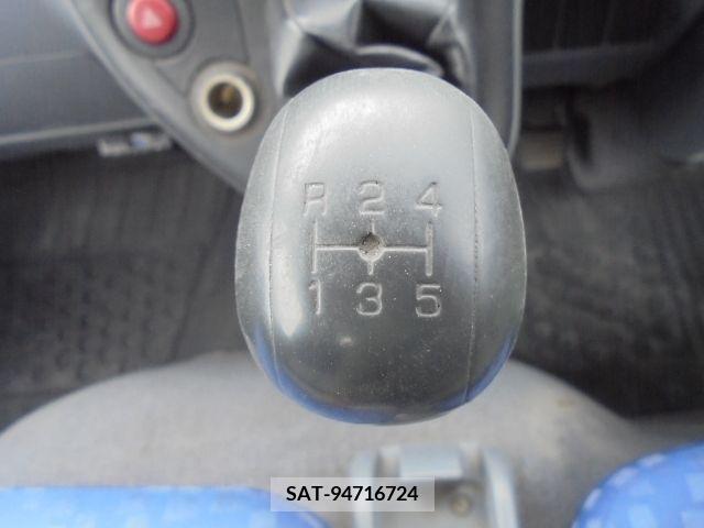 Mitsubishi CANTER 2004-06 201560-13