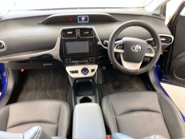 Toyota PRIUS 2016-07 24754-1