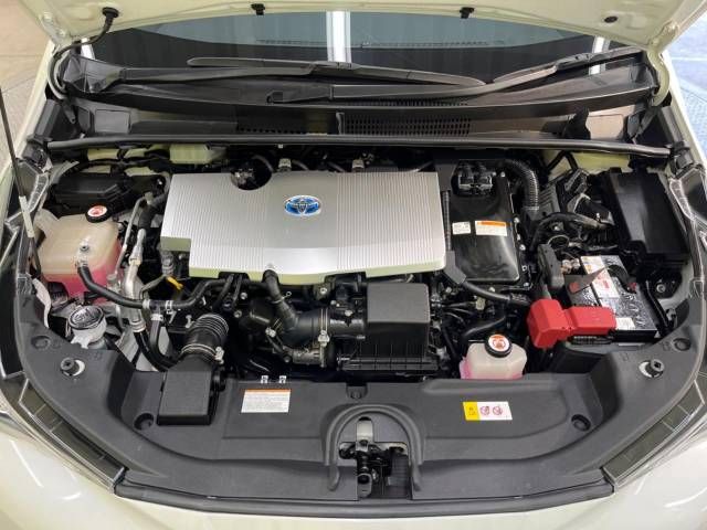 Toyota PRIUS 2016-12 10211-18