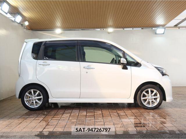 Daihatsu MOVE CUSTOM 2013-06 278285-5