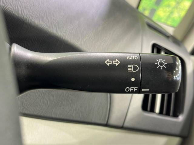 Toyota PRIUS 2012-10 19774-6