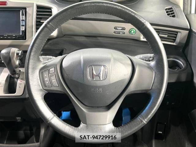 Honda FREED 2015-09 329832-12