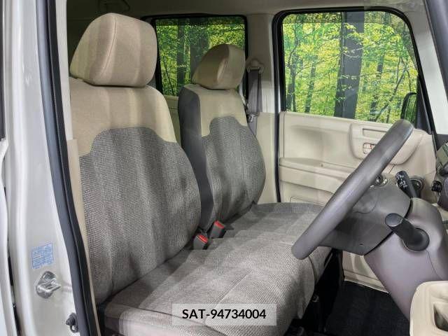 Honda N BOX 2019-06 349038-8