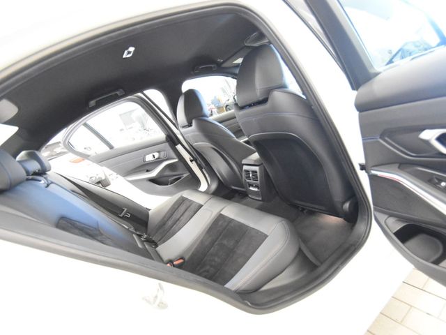 Bmw 3 SERIES 2021-02 12789-18