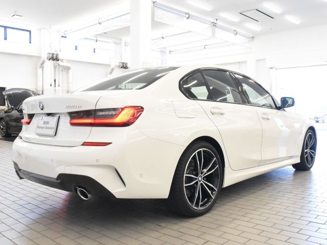 Bmw 3 SERIES 2021-02 12789-2