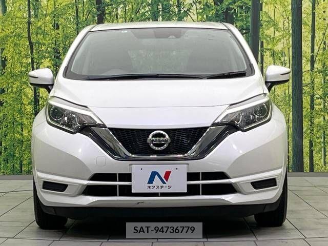 Nissan NOTE 2018-06 302434-15