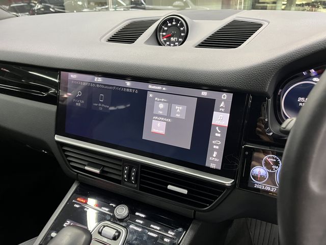 Porsche CAYENNE 2019-02 19277-10