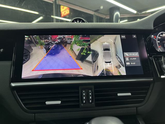 Porsche CAYENNE 2019-02 19277-8