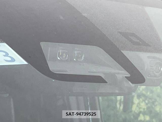 Toyota NOAH 2020-03 336522-3