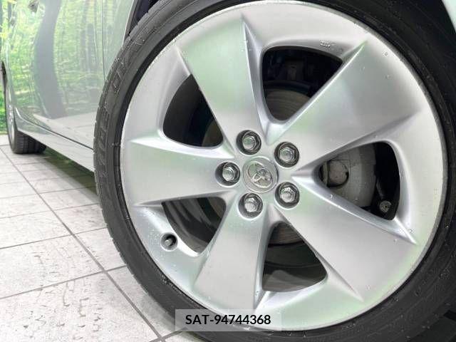 Toyota PRIUS 2011-11 322019-13