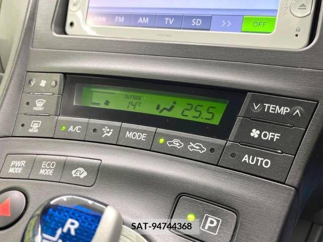 Toyota PRIUS 2011-11 322019-4