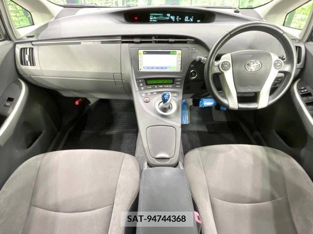 Toyota PRIUS 2011-11 322019-1
