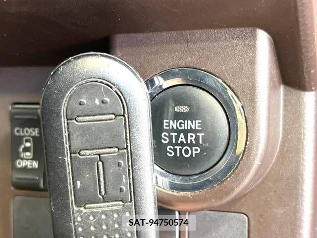 Toyota TANK 2017-03 214430-7
