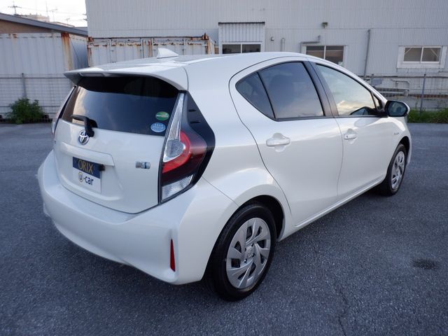 Toyota AQUA 2020-07 7067-2