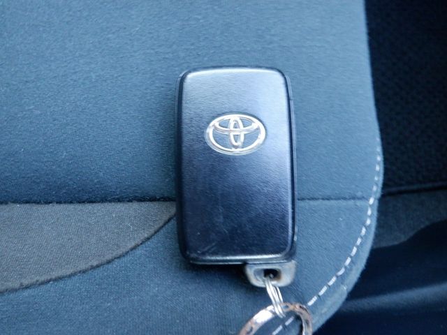 Toyota AQUA 2020-07 7067-27