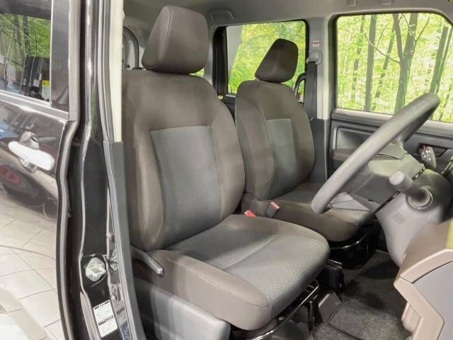 Toyota ROOMY 2023-05 14103-8