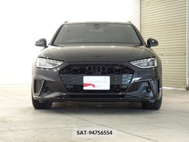 Audi A4 2023-04 389430-2